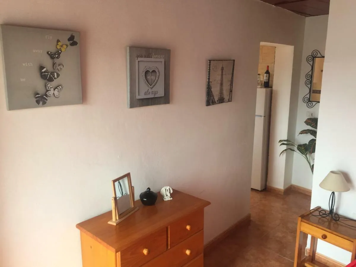 Country house Casa Roja Guest House Vallehermoso Spain